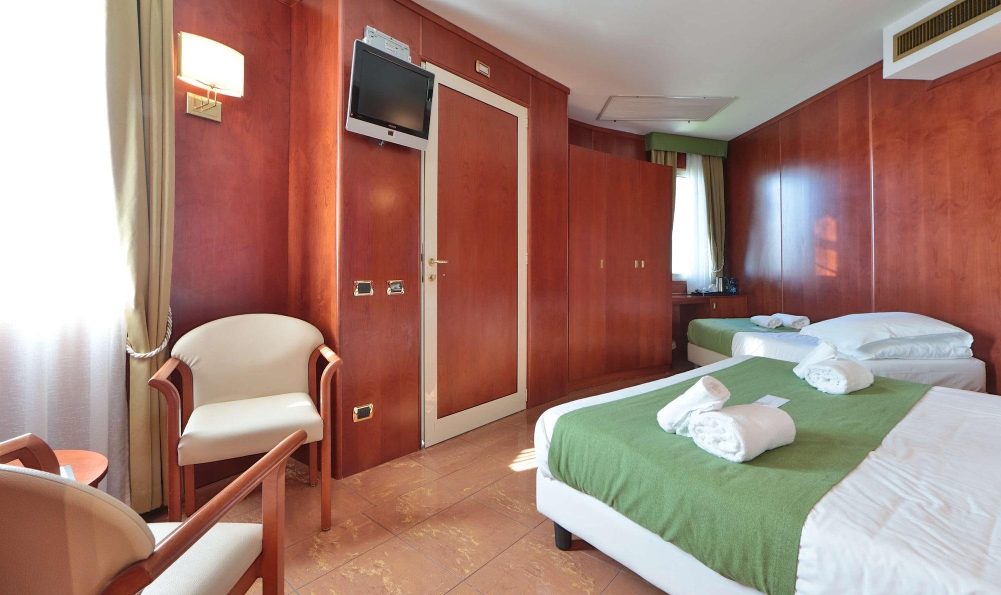 Best Western Hotel Anthurium Санто Стефано ал Маре Екстериор снимка